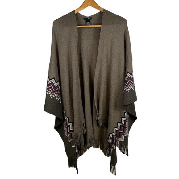 𝅺fraas Ladies Chevron Ruana Poncho w/ Fringe OSFM - Picture 1 of 8